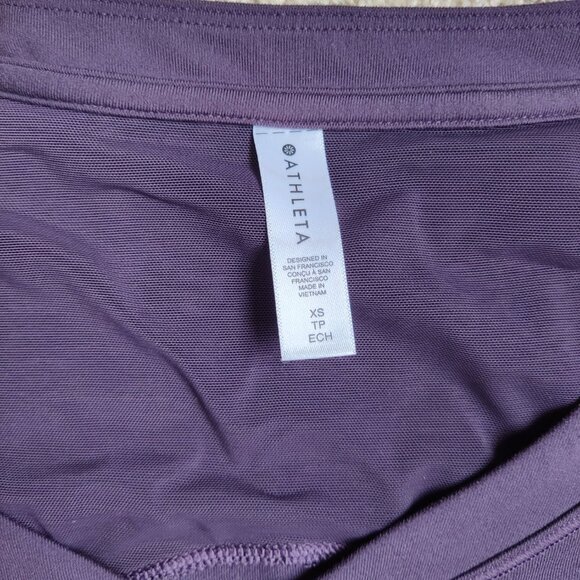 Athleta Shanti Lace Top Deep Crocus Violet Purple Active shirt XS - Picture 8 of 8